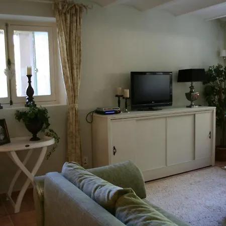 Spacious In Drome With Swimming Pool Montbrun-les-Bains