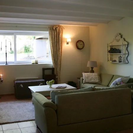 Spacious In Drome With Swimming Pool Villa *