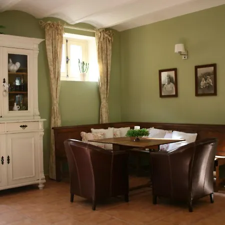 Spacious In Drome With Swimming Pool Villa